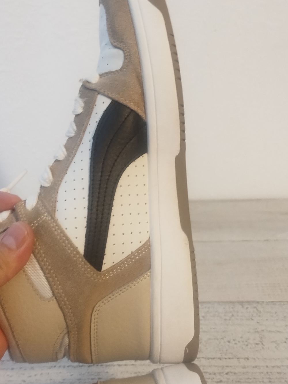 PUMA Rebound Layup SL Basketball Sneaker - Beige and black white395130-02/msz7.5 - Picture 14 of 16